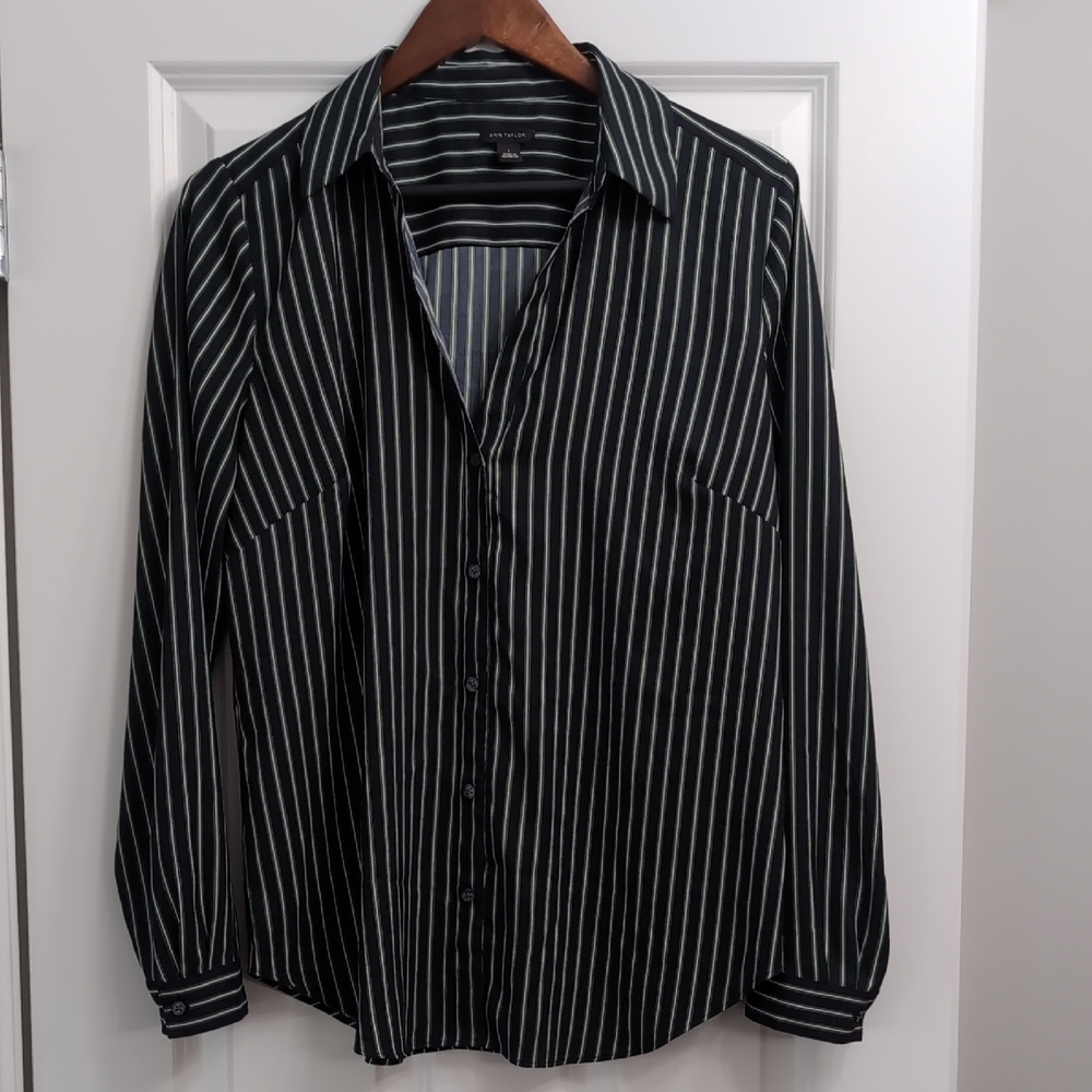 Ann Taylor Button Down Shirt